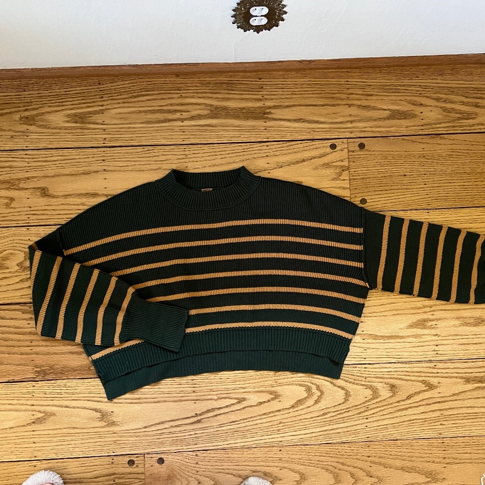 Free People Green and Brown Striped Cotton Pullover Cropped Size Small